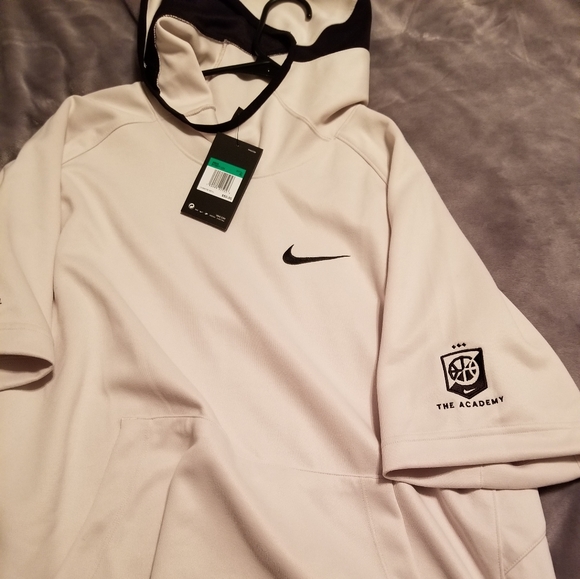 Nike Other - NWT Nike shirt